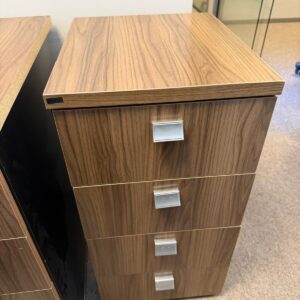 GAVETEIRO EM MDF — M152.40