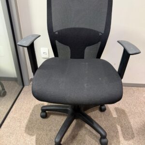 CADEIRAS DE ESCRITÓRIO - REGULAGEM — M152.45