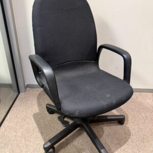 CADEIRAS DE ESCRITÓRIO - REGULAGEM — M152.46