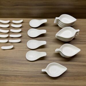 LOTE ÚNICO - PEÇAS EM LOUÇA - APOIO DE TALHER + SERVIÇO DE FINGER FOODS — I016.720