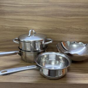 LOTE ÚNICO - 1 PORTA TEMPEROS + 2 PANELAS + 1 VAPOREIRA + 1 FRUTEIRA INOX — I016.714