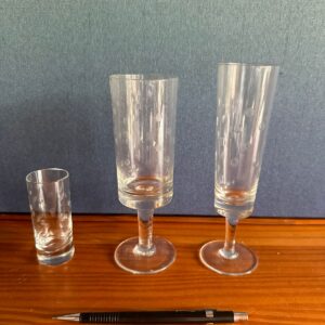 LOTE COM 3 TAÇAS - CRISTAL - SHOT + ESPUMANTE + VINHO — POÁ - M015.105